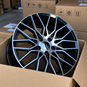 Литые диски Black Silver Multi-Spoke — R15–R21